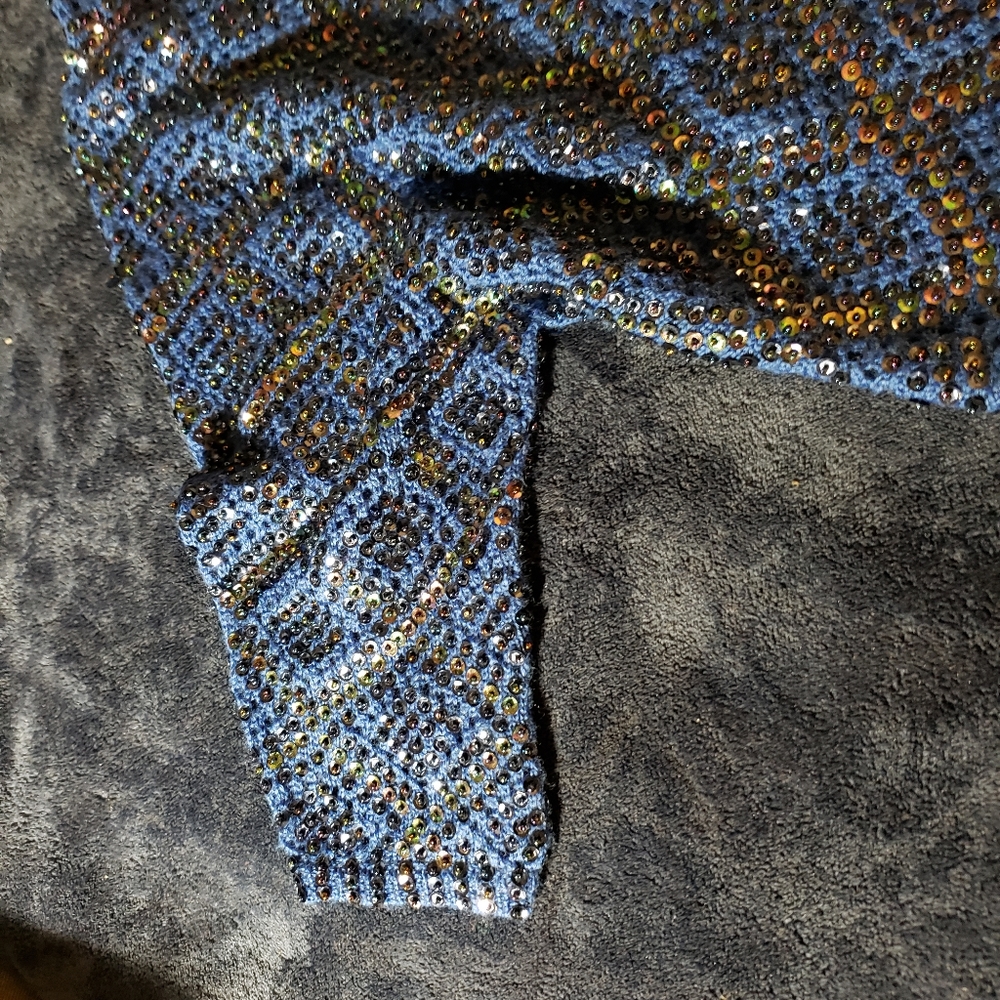 Sweater/blouse - Picture 4 of 5